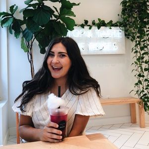 Meet your Posher, Alexandra